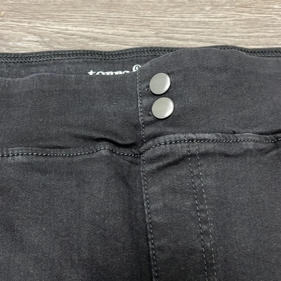Terra & Sky Women’s skinny high rise legging capri - NWT - black - size 0x (14w) - Picture 2 of 9